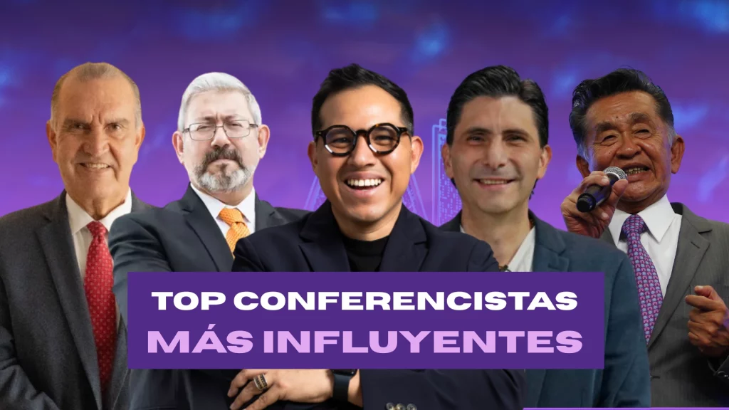 Audiencia prestando atención a un experto en dirección estratégica durante un foro empresarial en México.