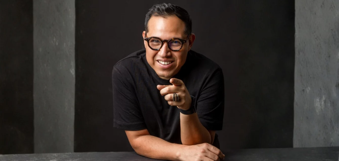 Wario-Duckerman-Experto-de-IA-en-Mexico-_3_ Wario Duckerman, experto de IA y pionero de la IA en México, impartiendo una conferencia magistral.