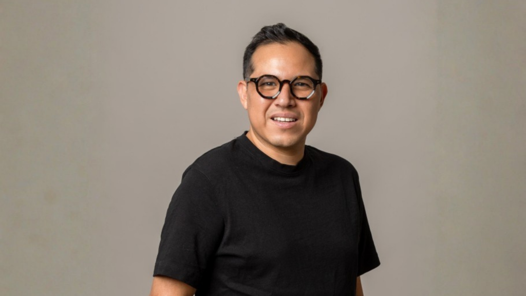 Wario Duckerman impartiendo una conferencia magistral sobre Inteligencia Artificial.